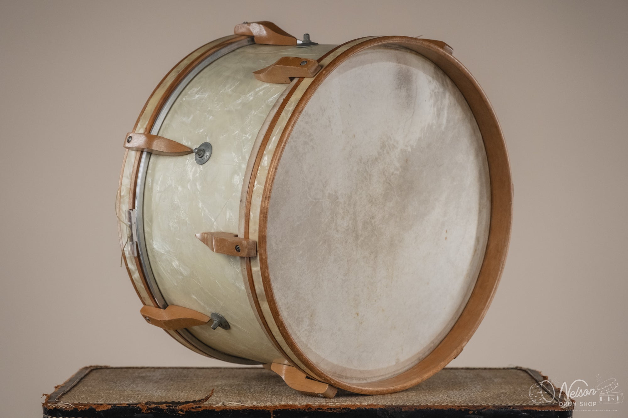 Early 1940s WFL 'Victorious' in White Marine Pearl - 7x14