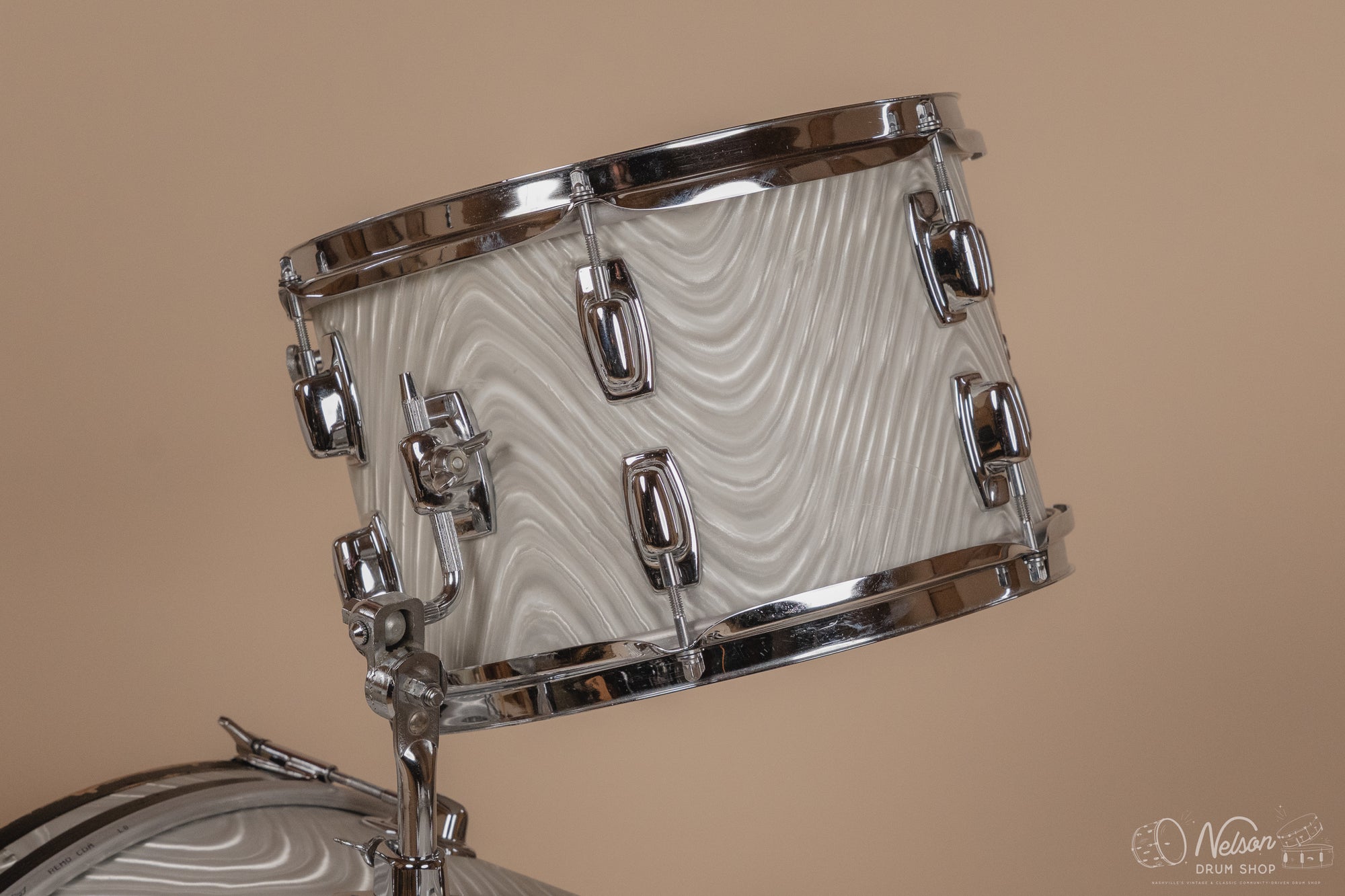 1960s Ludwig Standard in Silver Astro - 14x20, 16x16,  8x12, 5x14sn