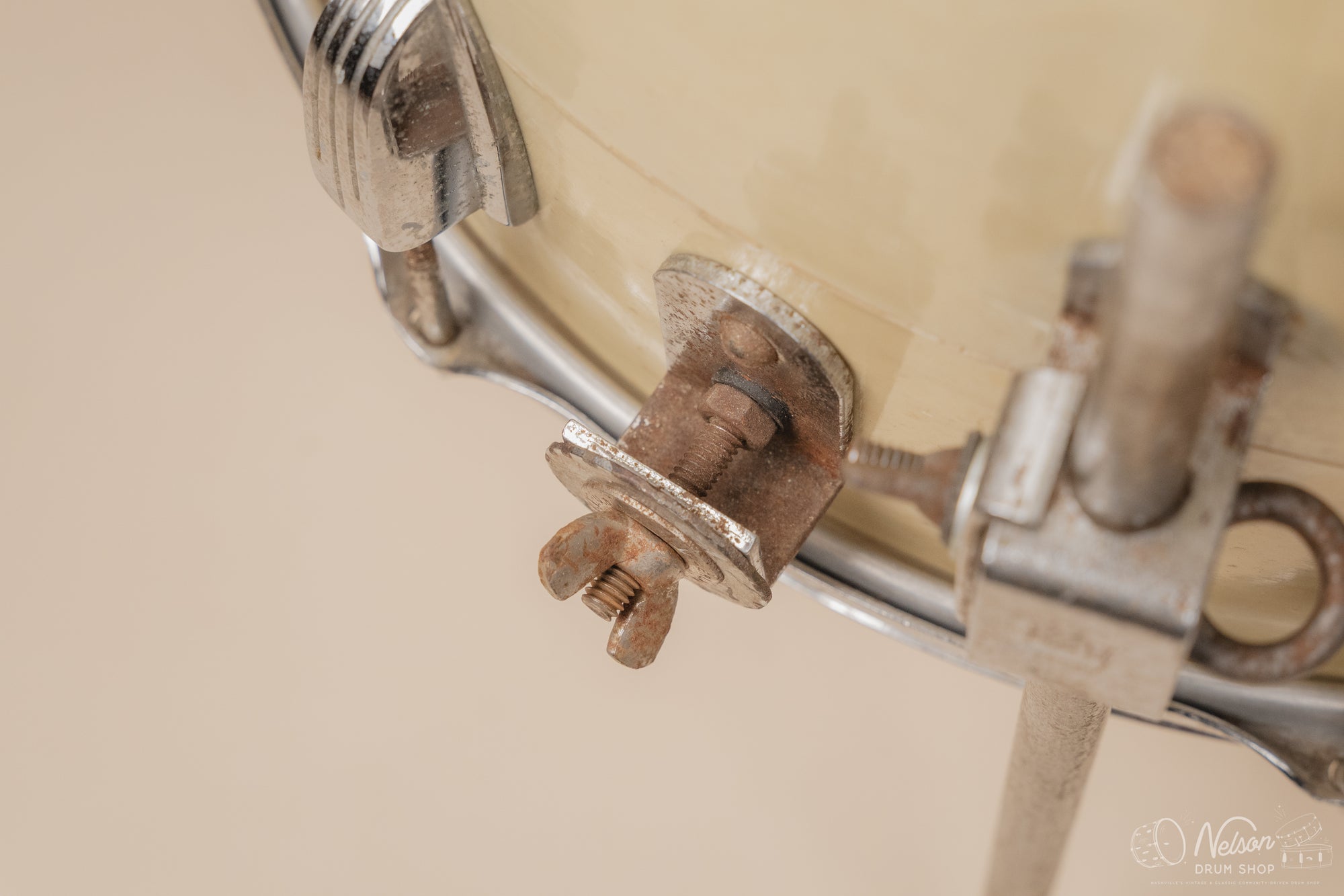 1964 Ludwig 'Miami Beach' Cocktail Drum in White Marine Pearl - 24x16