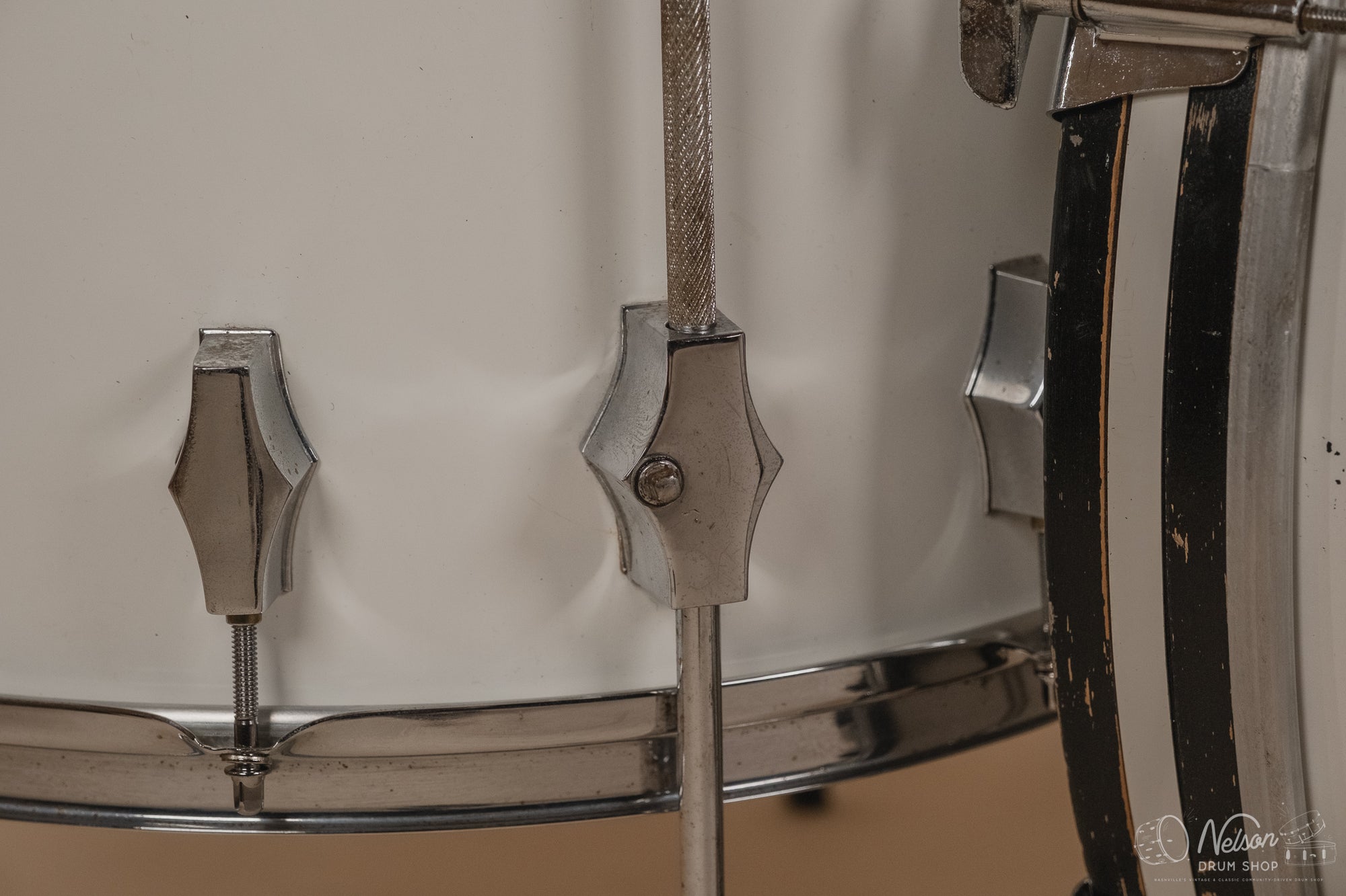 1970s Fibes Fiberglass in White - 14x22, 16x18, 9x13