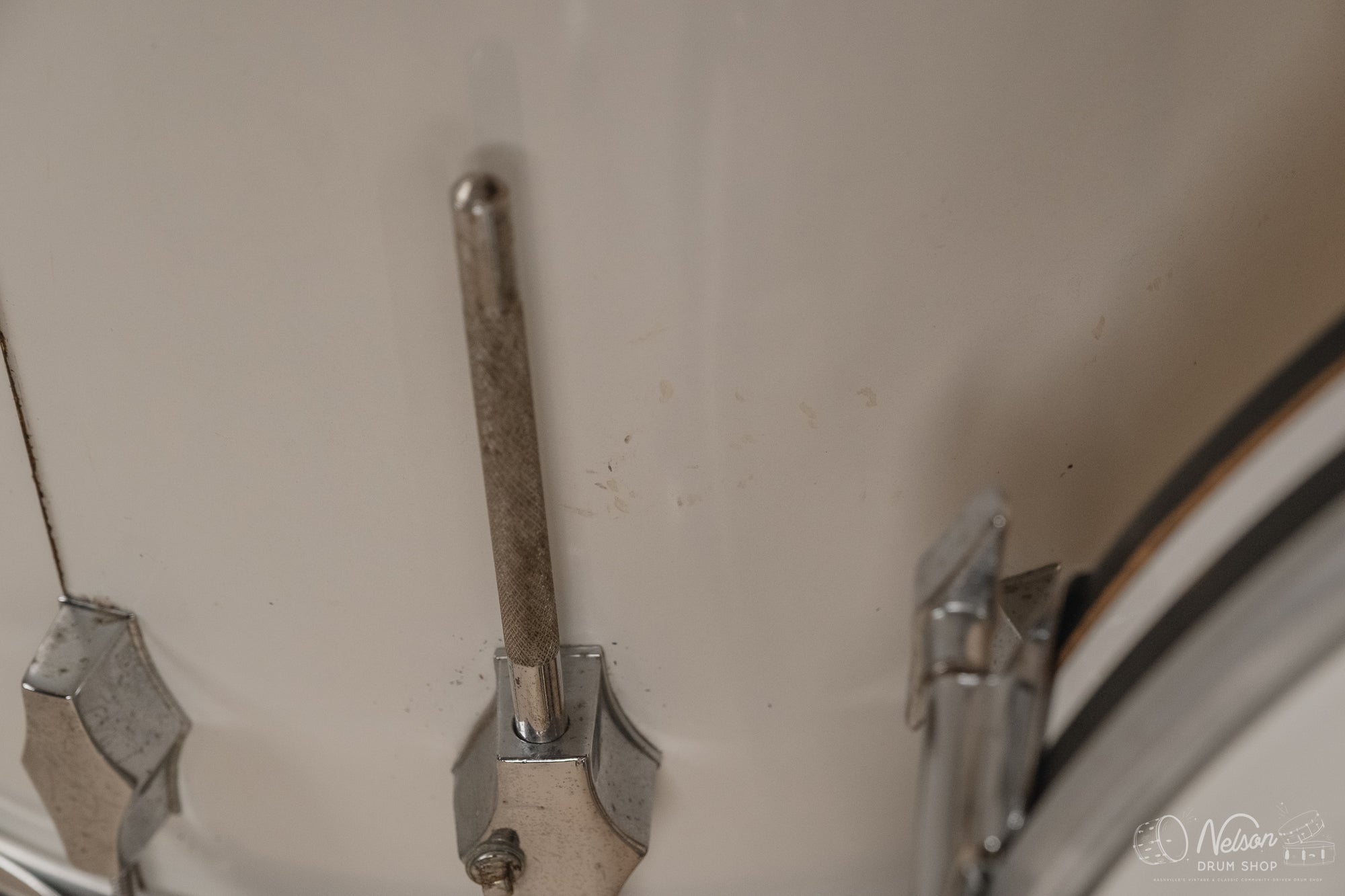 1970s Fibes Fiberglass in White - 14x22, 16x18, 9x13