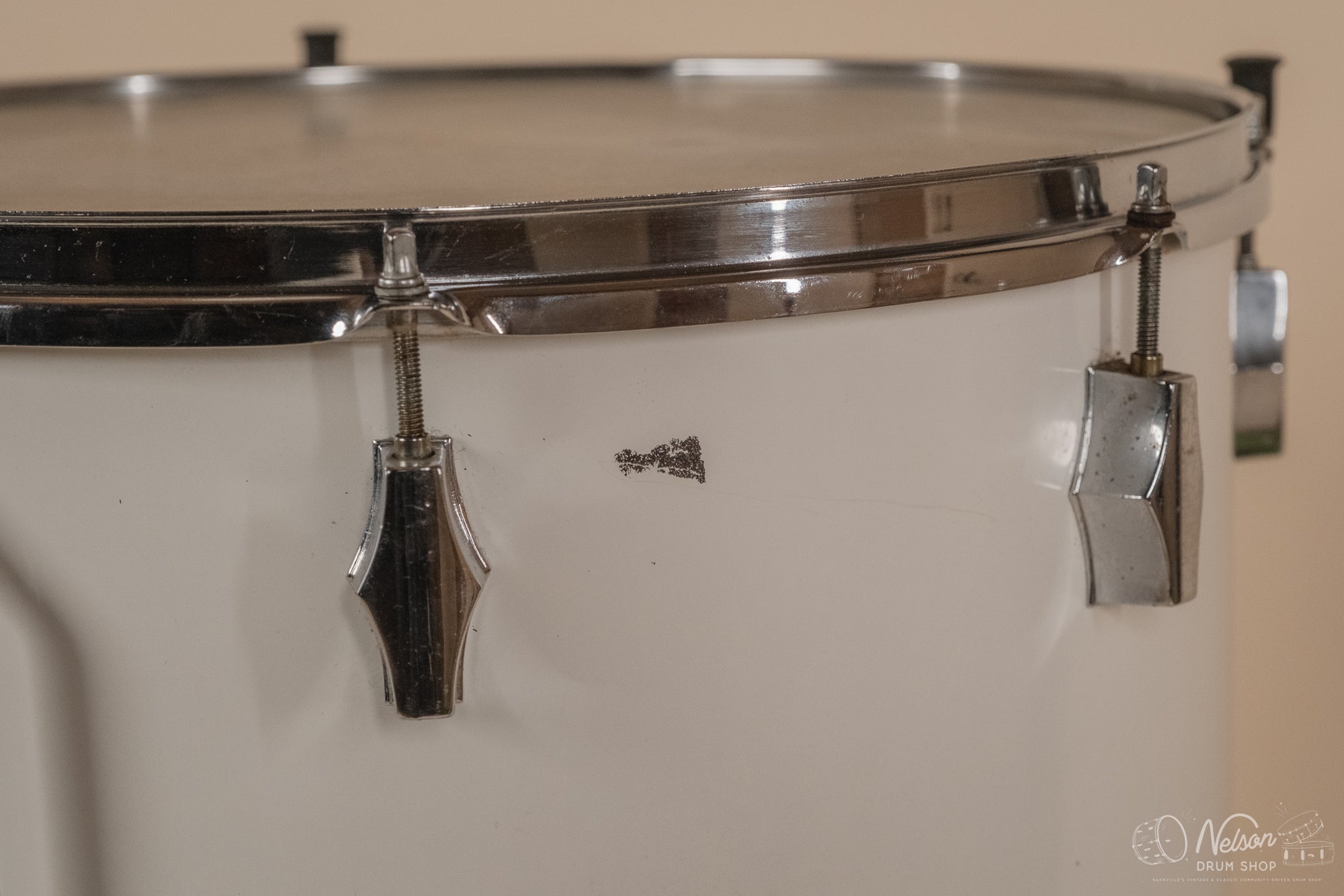 1970s Fibes Fiberglass in White - 14x22, 16x18, 9x13