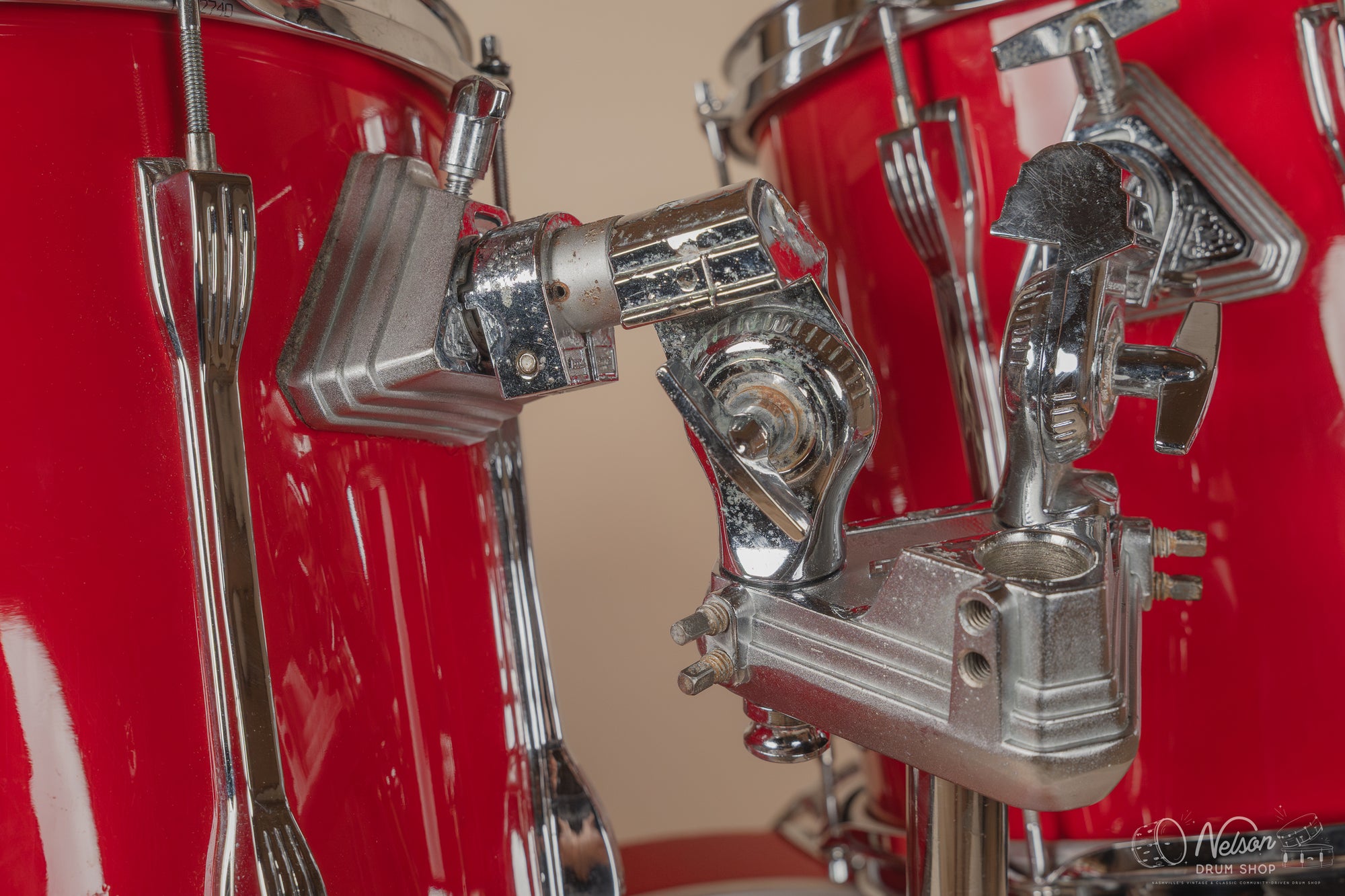 1980s Ludwig Super Classic 4 ply in Red Fury w/ Mach Lugs - 16x22, 11x12, 12x13, 16x16