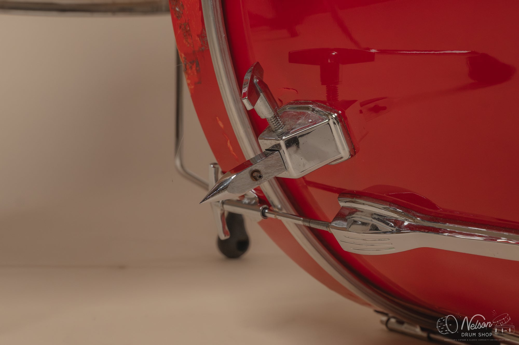 1980s Ludwig Super Classic 4 ply in Red Fury w/ Mach Lugs - 16x22, 11x12, 12x13, 16x16