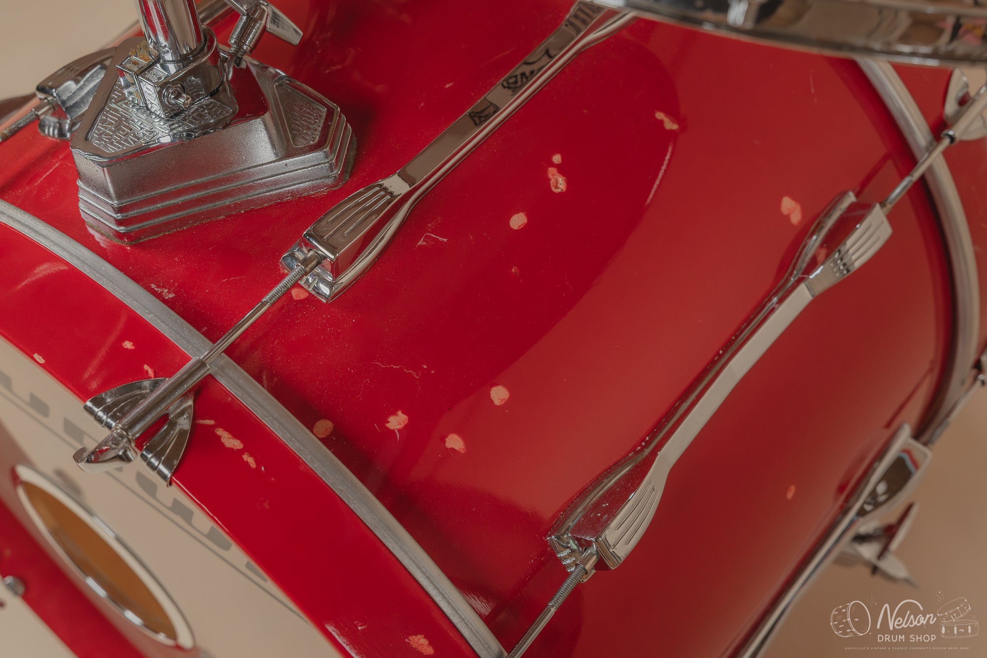 1980s Ludwig Super Classic 4 ply in Red Fury w/ Mach Lugs - 16x22, 11x12, 12x13, 16x16