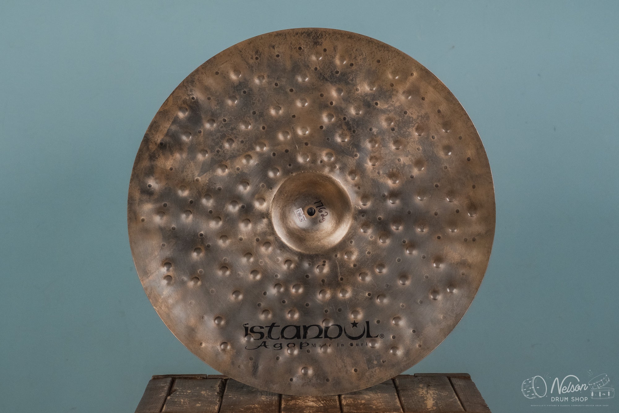 Istanbul Agop Xist Dry Dark Crash - 22"