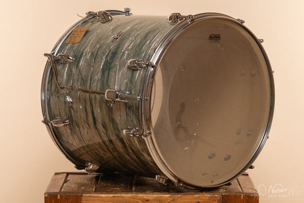 1970s Slingerland Floor Tom in Light Blue Pearl - 16x16
