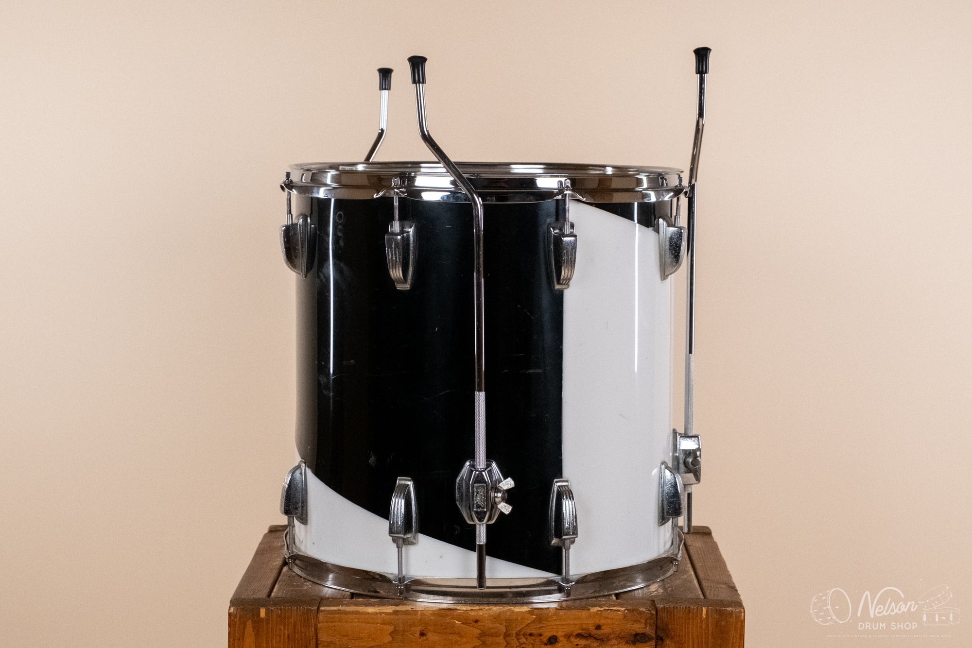 1970s Ludwig Vistalite Pattern E in Black/White - 16x16