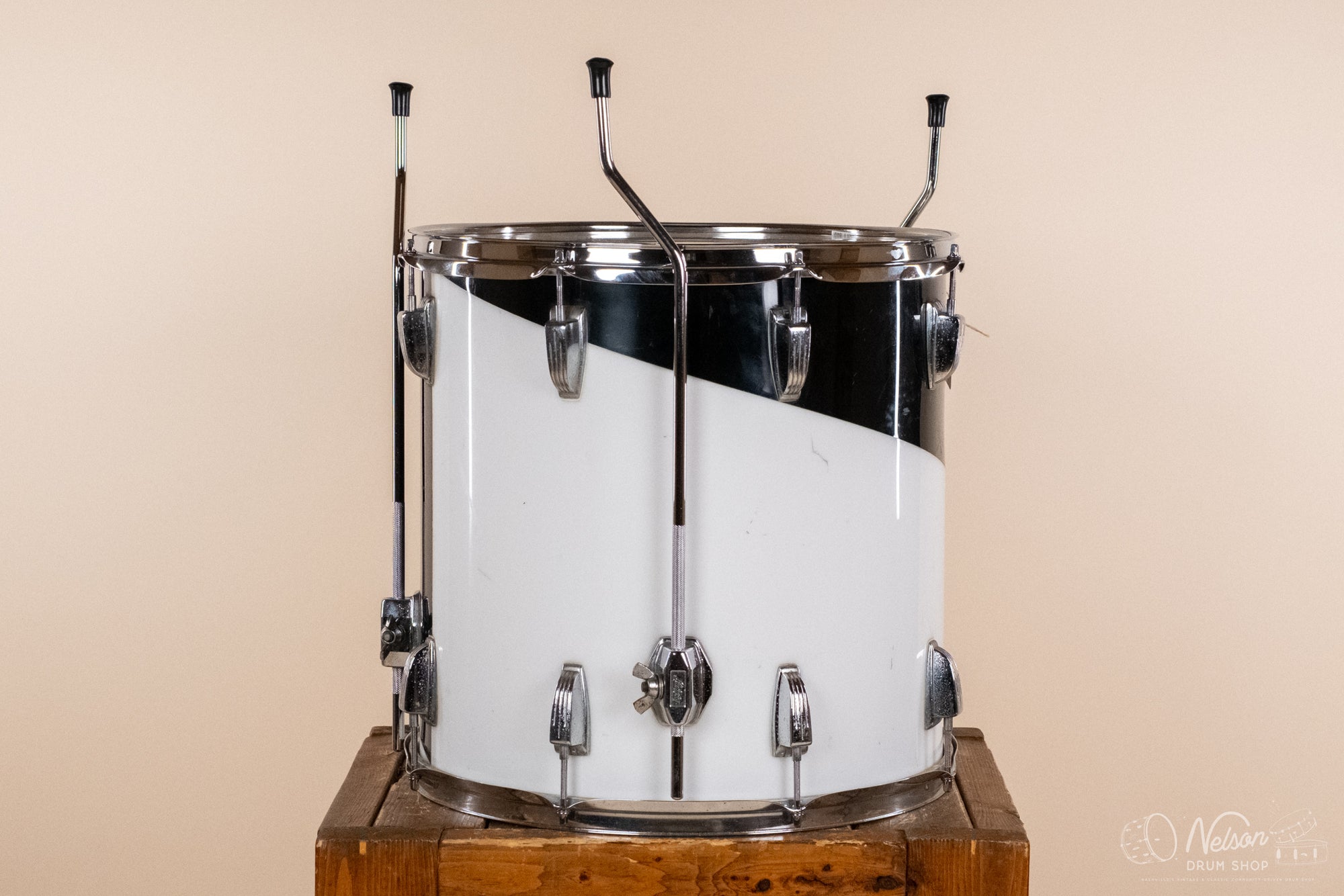 1970s Ludwig Vistalite Pattern E in Black/White - 16x16