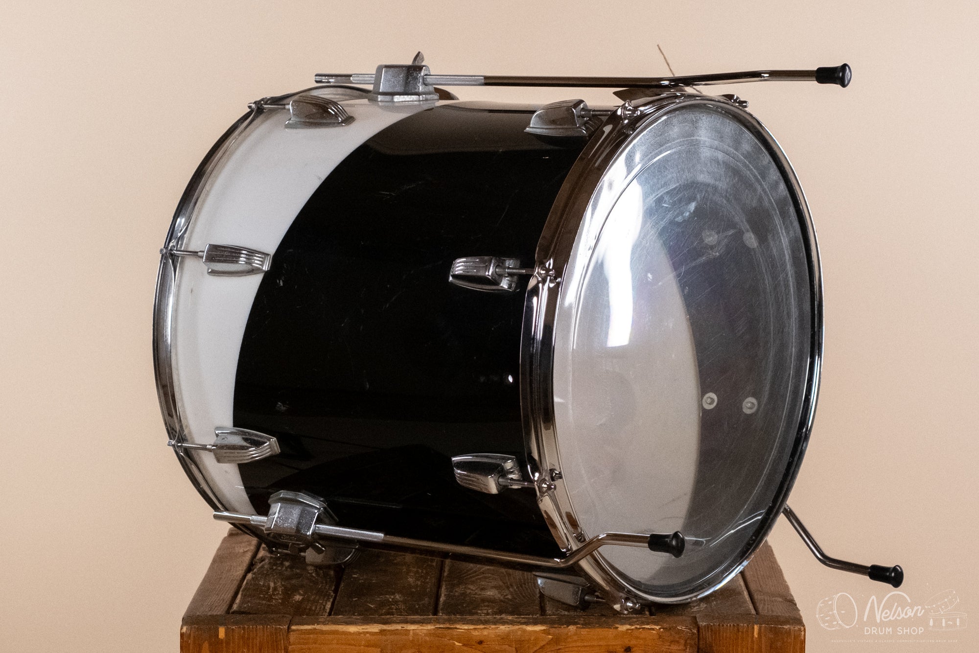 1970s Ludwig Vistalite Pattern E in Black/White - 16x16