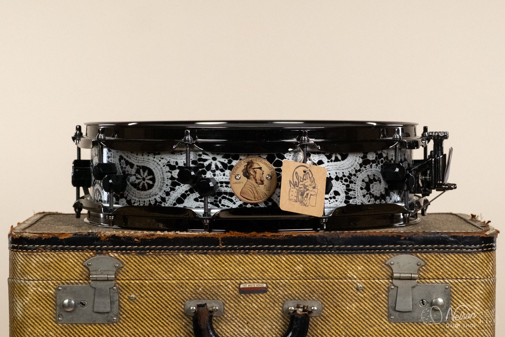 Honest Abe Plate Aluminum in Paisley - 4x15