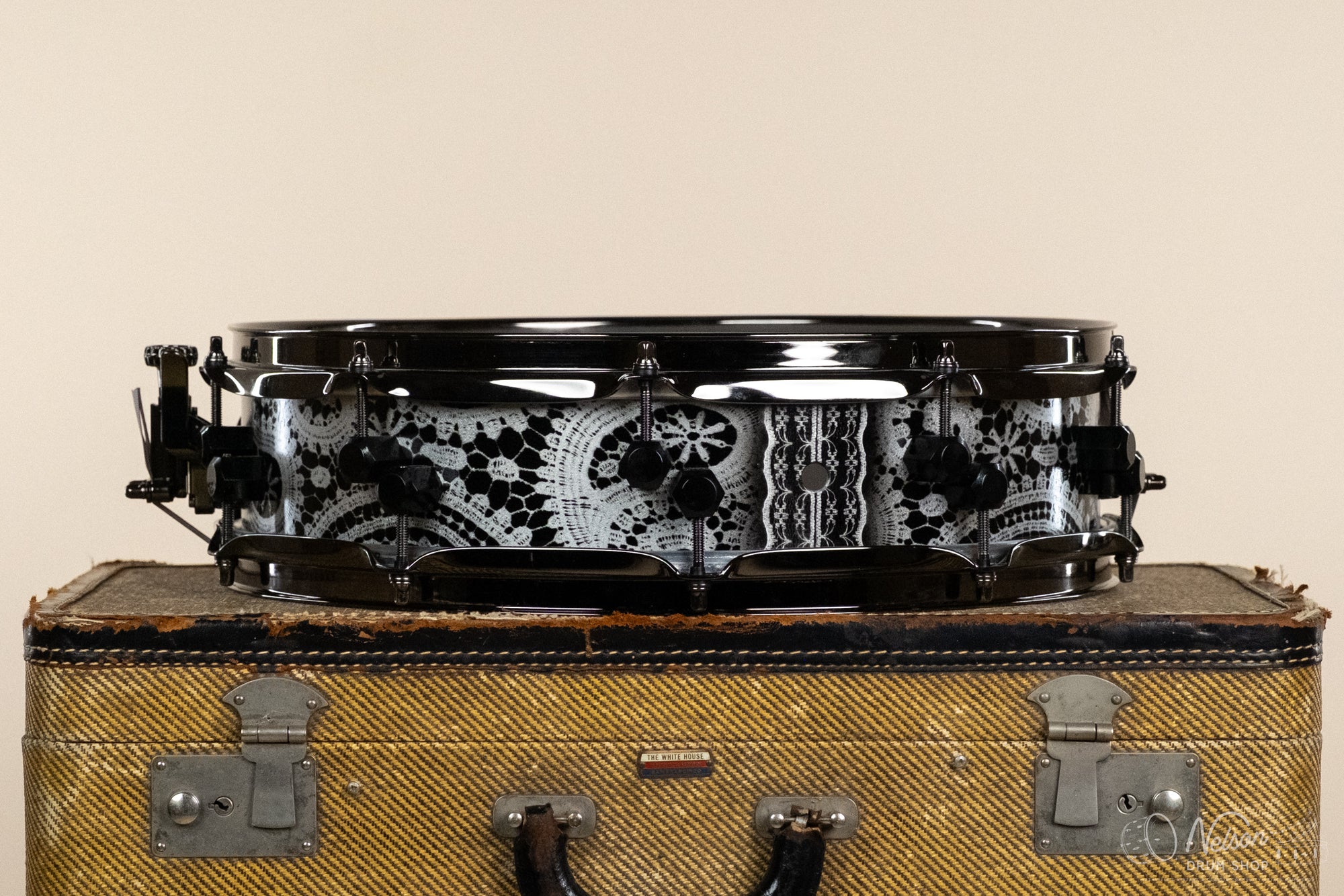 Honest Abe Plate Aluminum in Paisley - 4x15