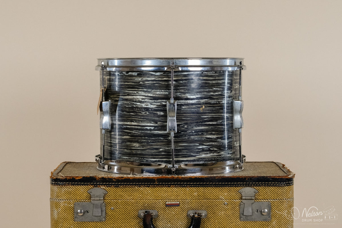 1960s Ludwig 'Club Date' in Black Oyster Pearl - 9x13