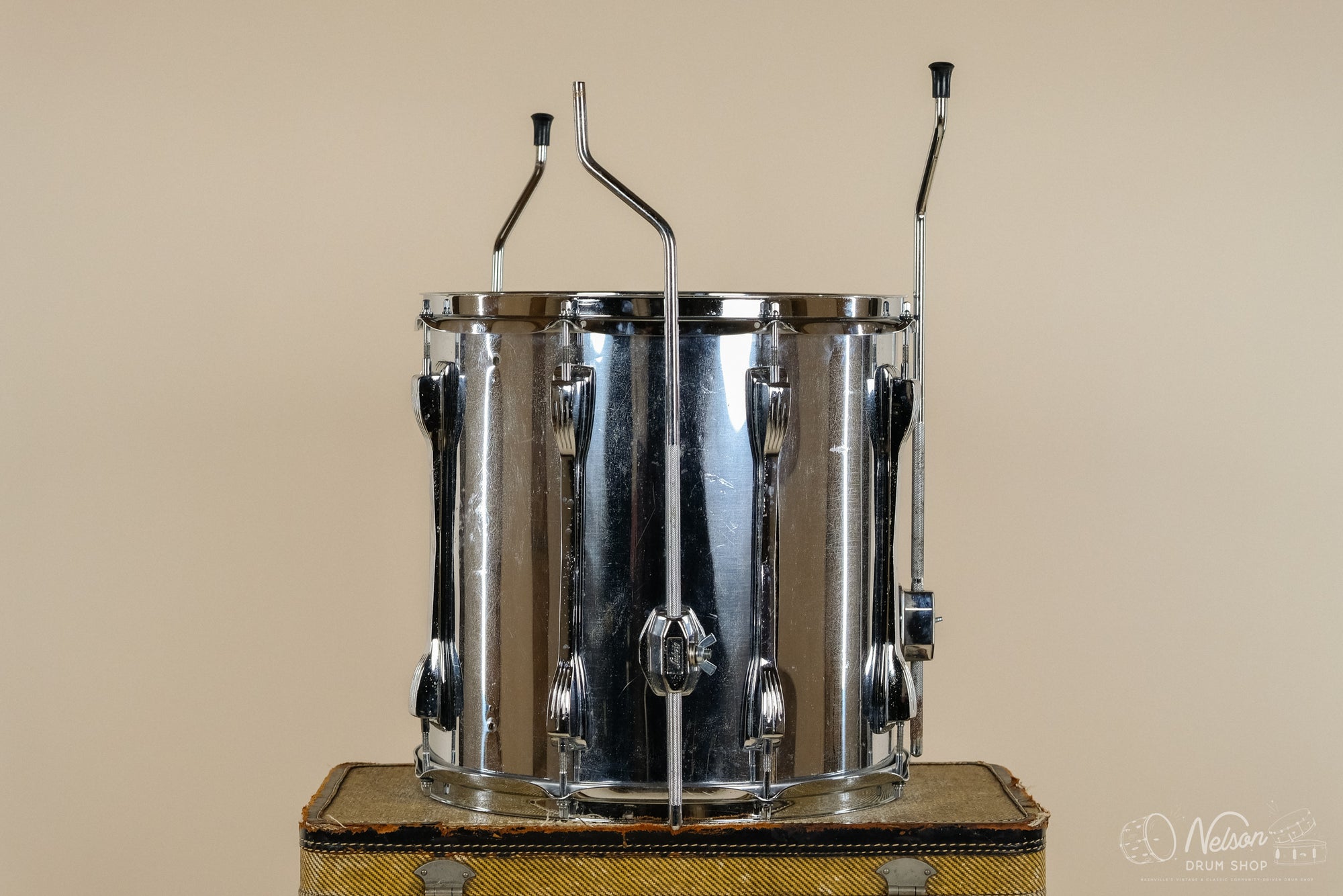 1970s Ludwig Chrome Over White Vistalite Mach Lug Floor Tom - 14x14