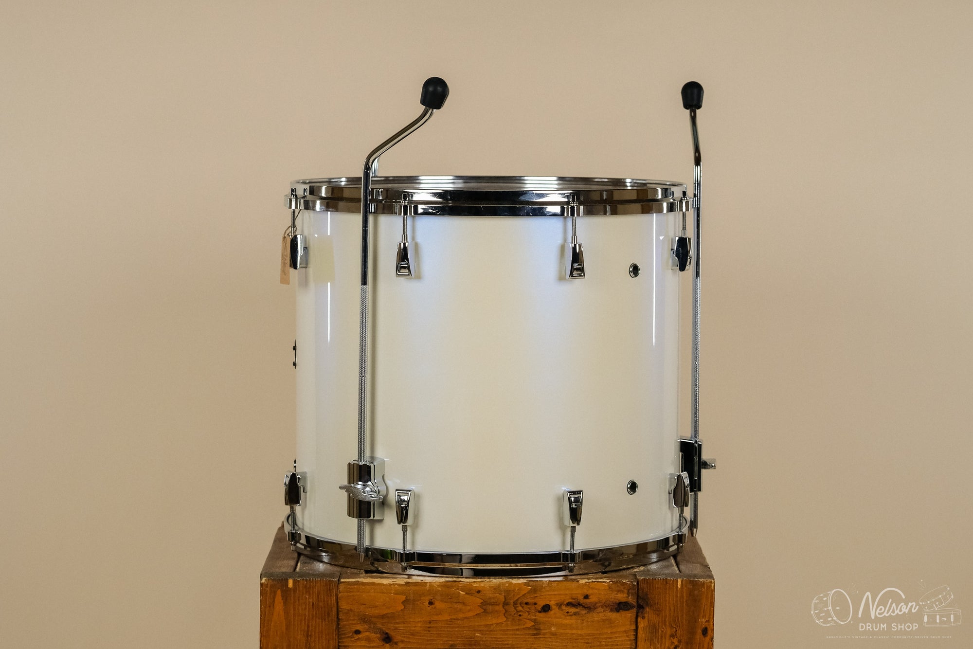 Used Yamaha Maple Custom Absolute Floor Tom in Polar White - 16x18