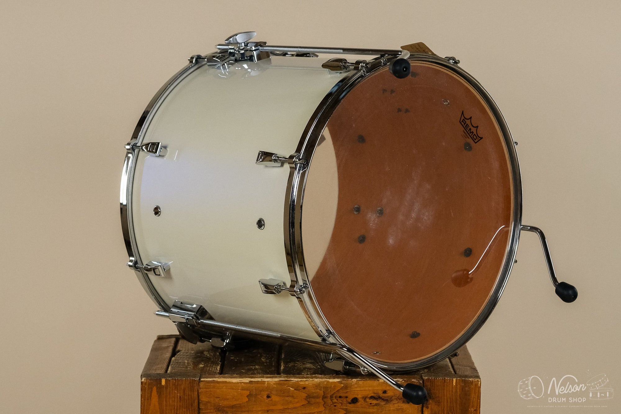 Used Yamaha Maple Custom Absolute Floor Tom in Polar White - 16x18