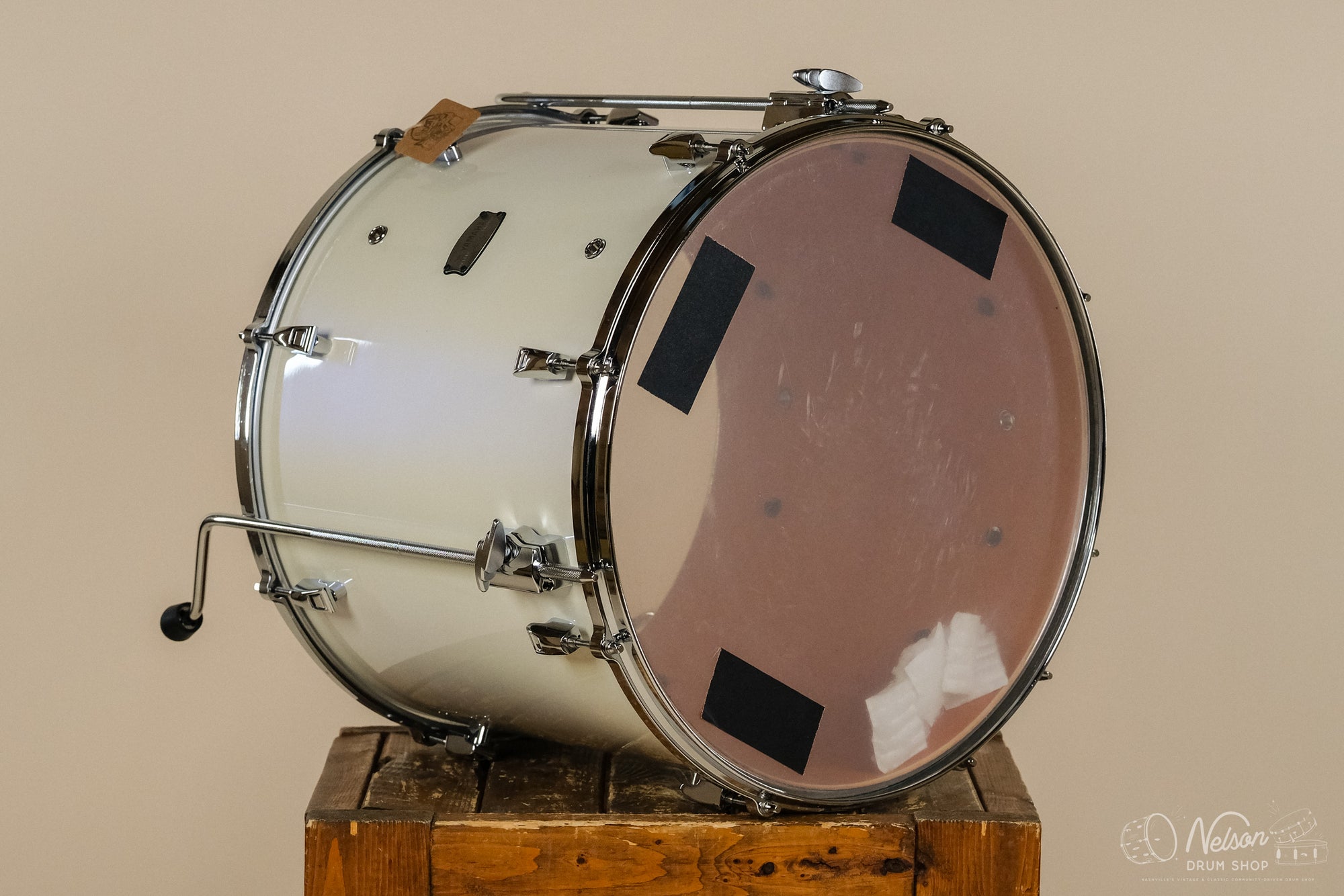 Used Yamaha Maple Custom Absolute Floor Tom in Polar White - 16x18