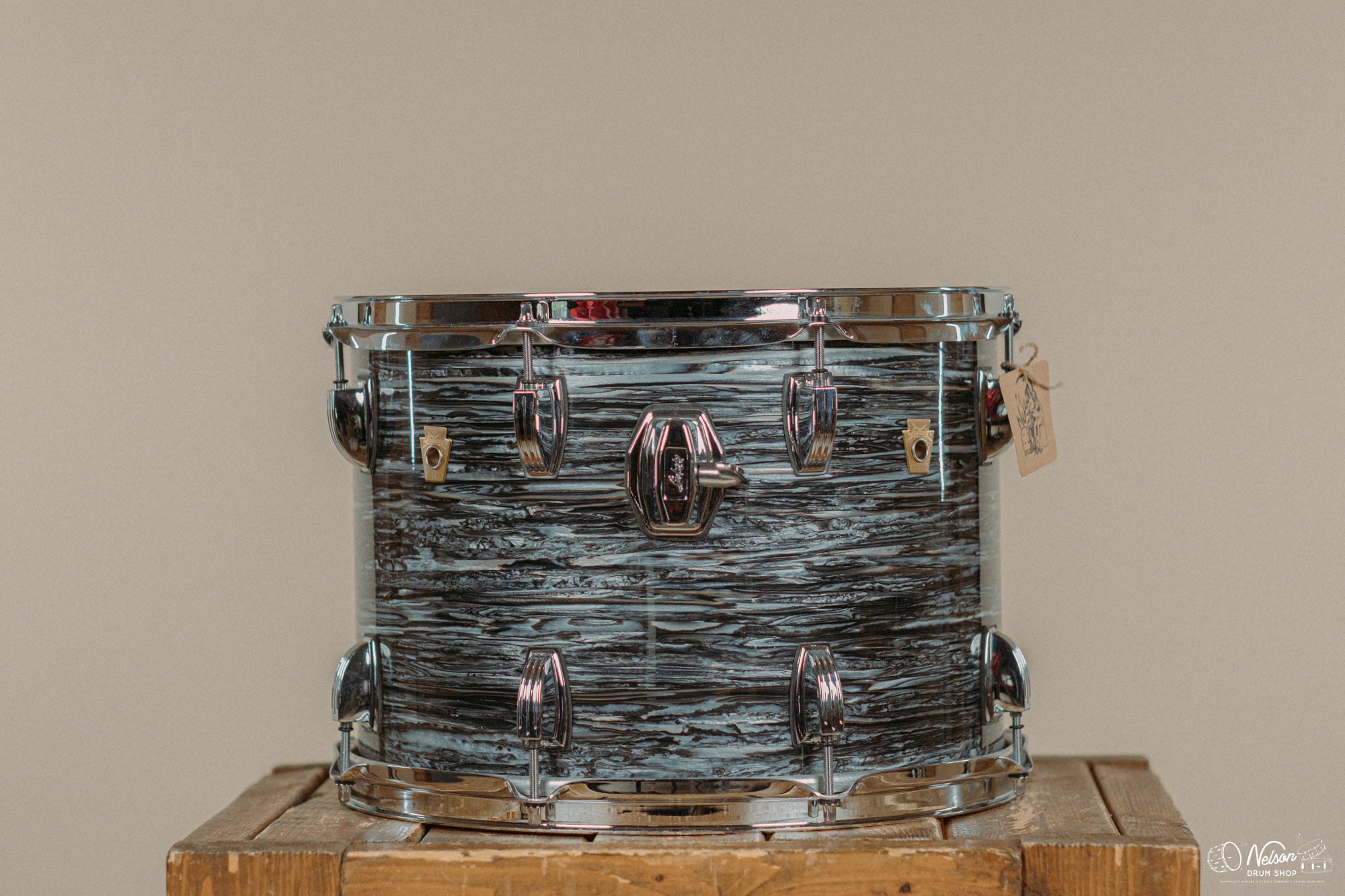 Used Ludwig Legacy Maple in Black Oyster Pearl - 10x14
