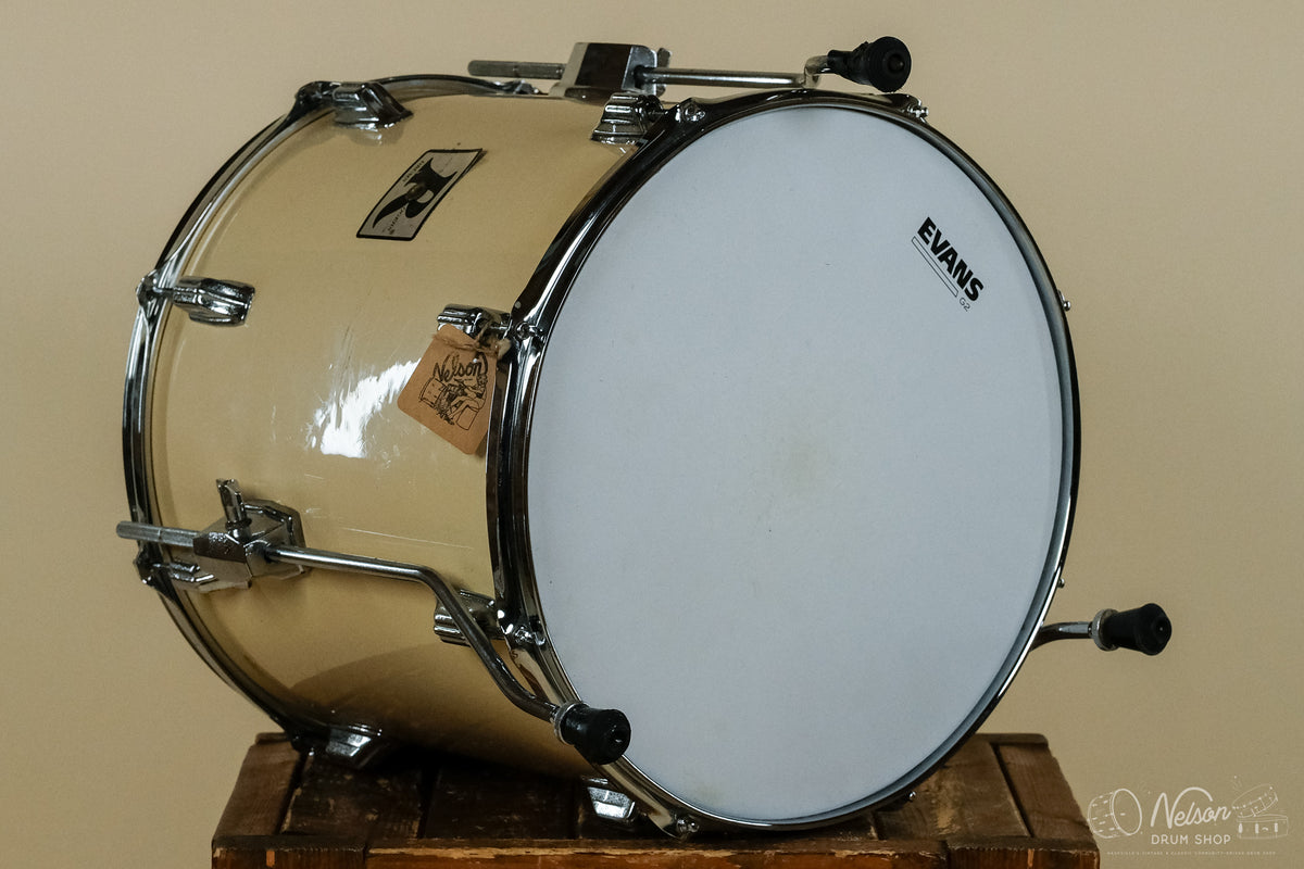 1970s Rogers 'Big R' Floor Tom in White Wrap - 16x16