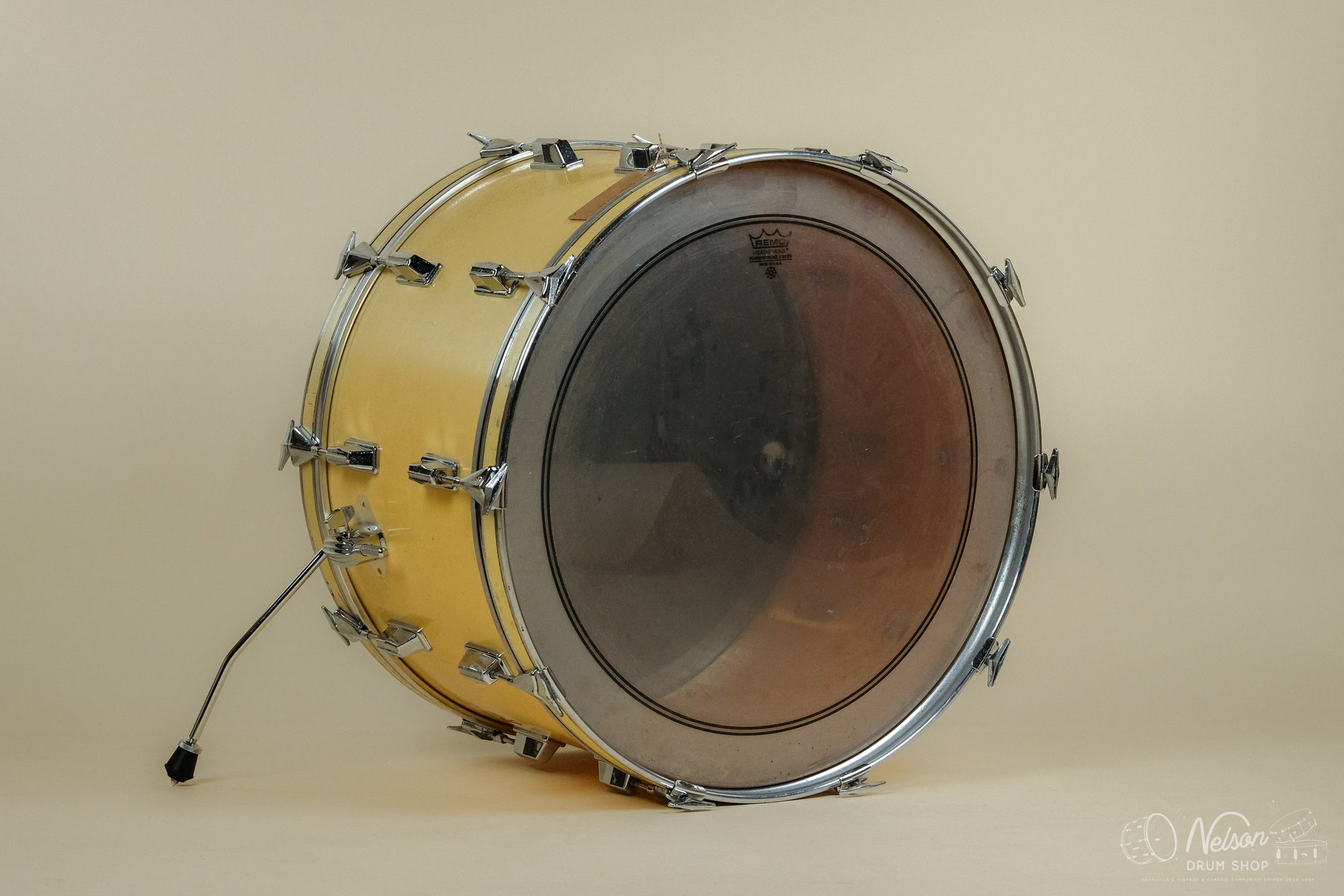 1970s Pearl Fiberglass Bass Drum in Silver SIlk - 14x24