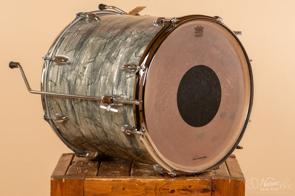 1970s Slingerland Floor Tom in Light Blue Pearl - 16x16