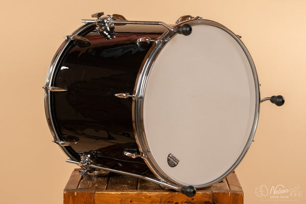 1960s Sonor Tear Drop Floor Tom rewrapped in Black - 16x18