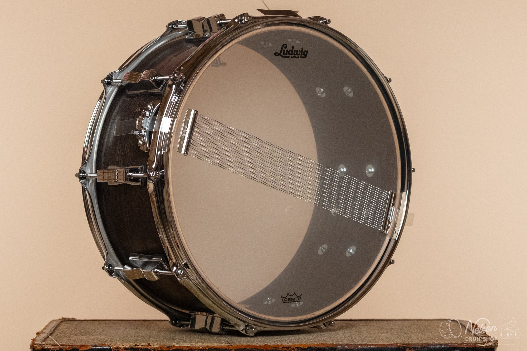 Ludwig Classic Oak Snare Drum in Smoke - 6.5x14