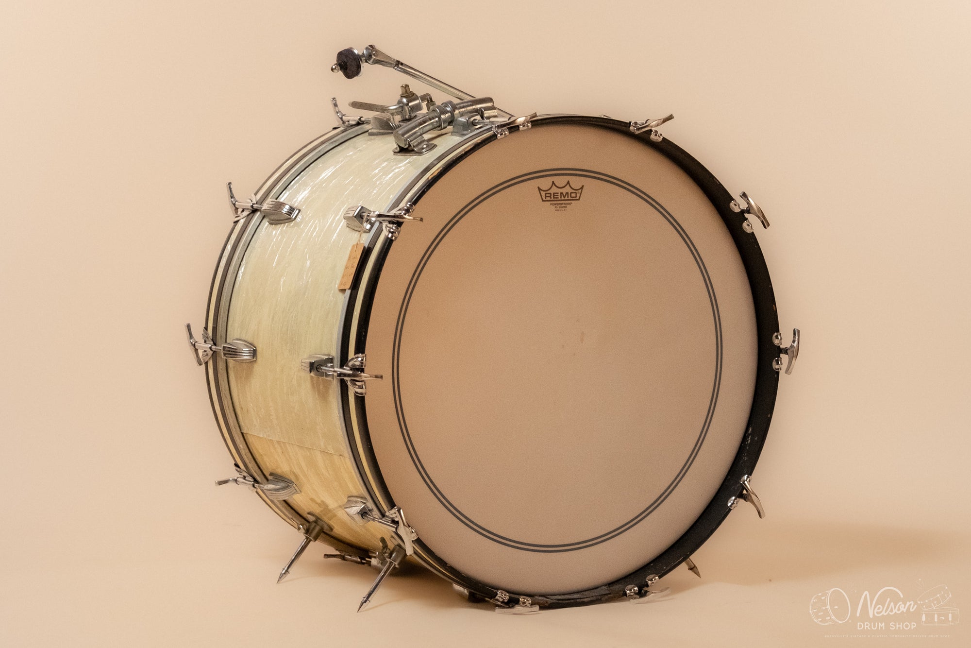 1960s Ludwig Classic Bass Drum in White Marine Pearl - 14x22"
