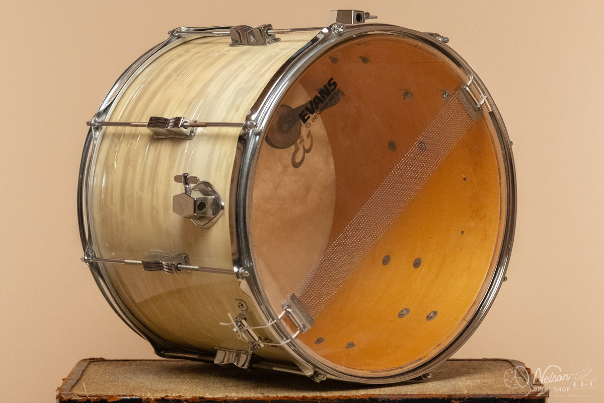 1970s Ludwig Parade Model in White Marine Pearl - 12x15