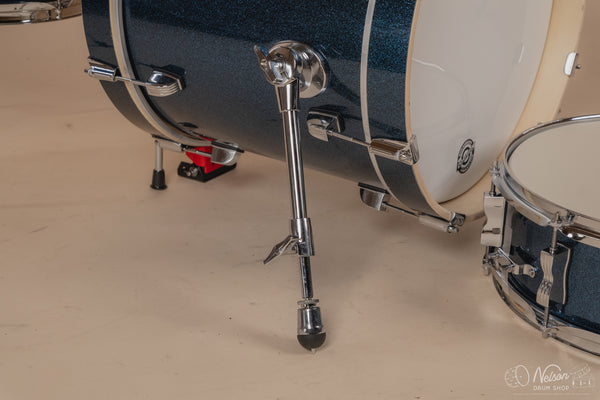 Ludwig 'Breakbeats' by Questlove in Deep Blue Sparkle - 14x16, 13x13, 7x10, 5x14sn