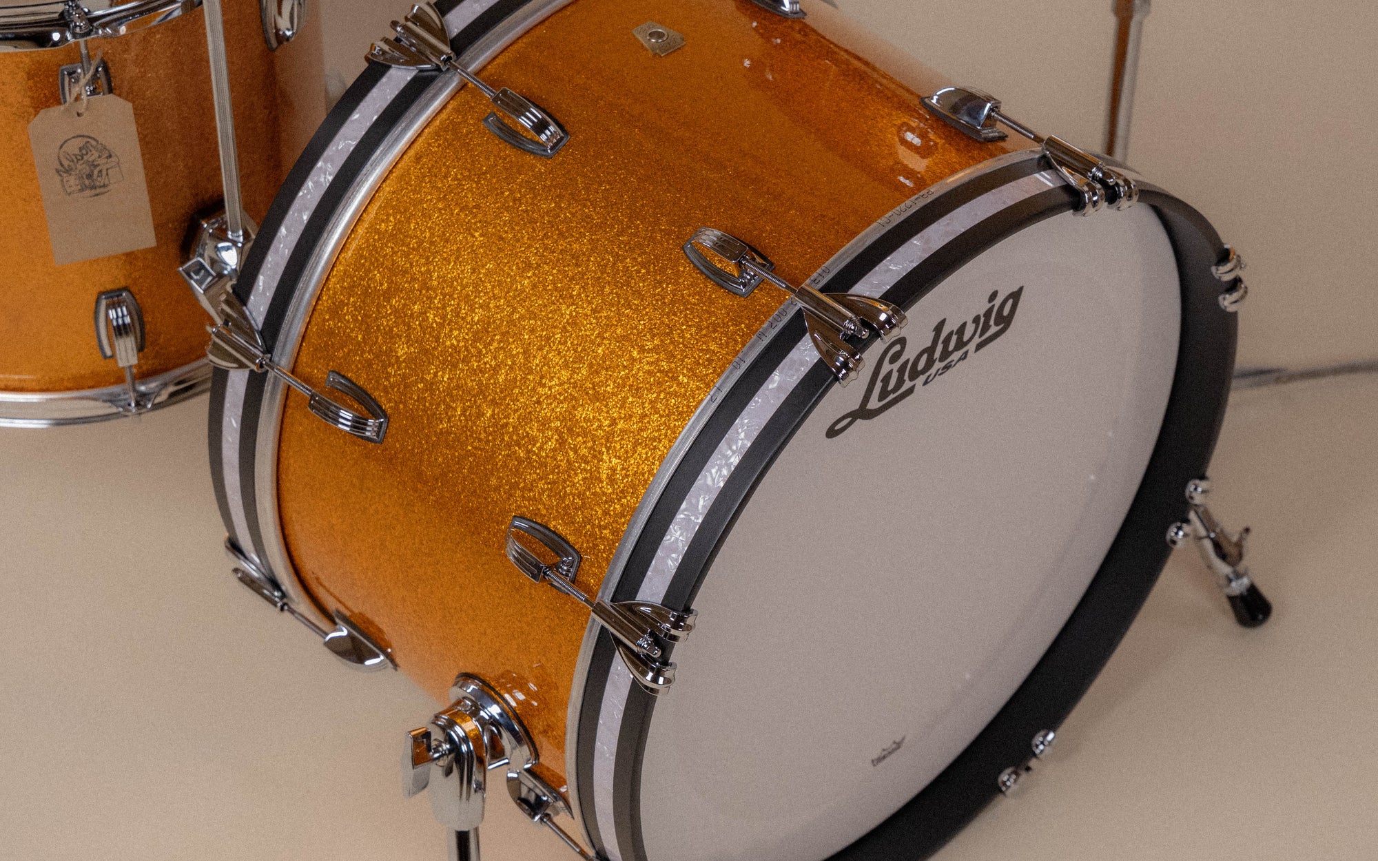 Ludwig Classic Maple - Custom Outfit in Gold Sparkle - 12x20, 12x14, 8x12