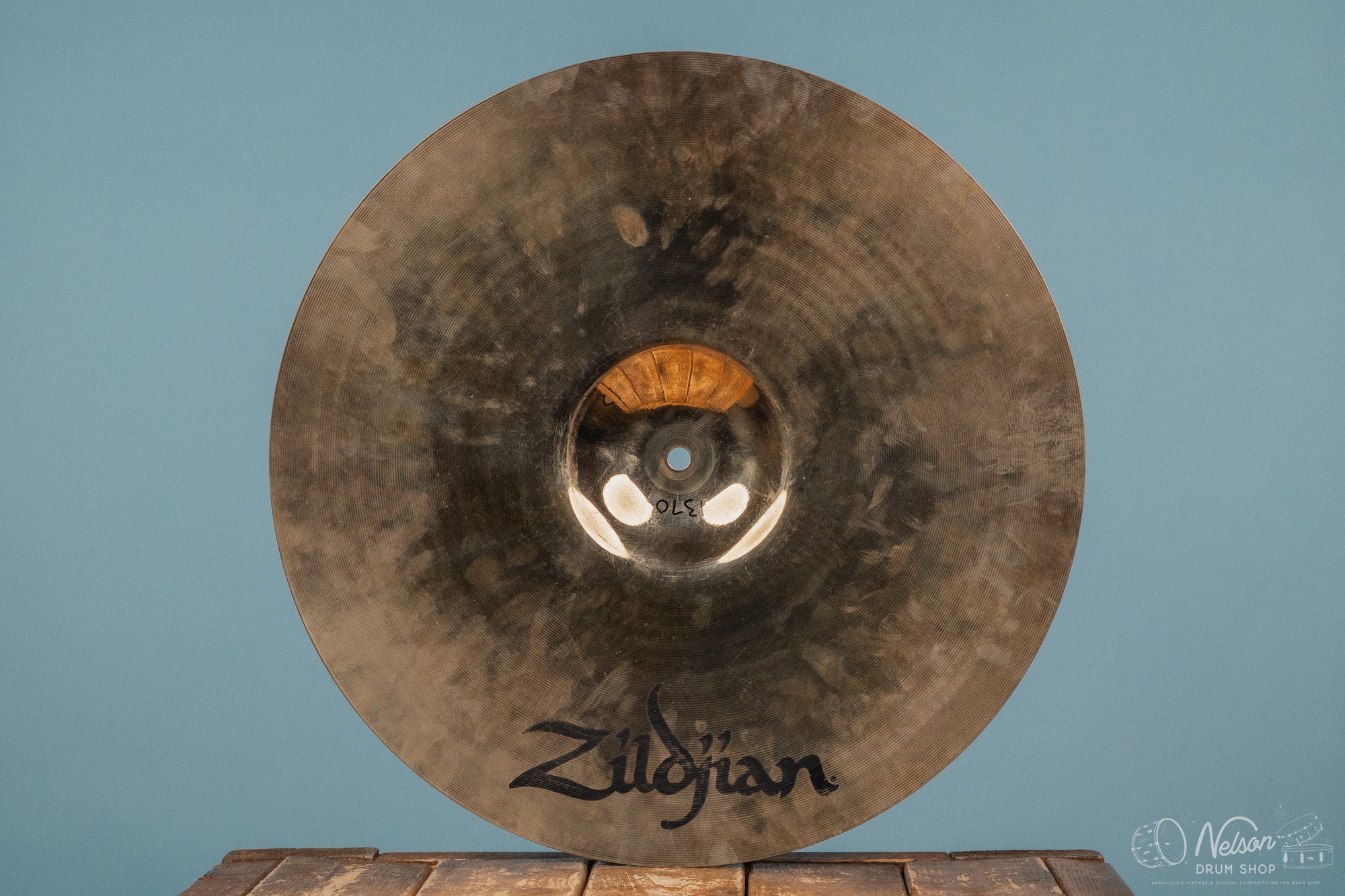 Used A Zildjian Custom Crash - 18"