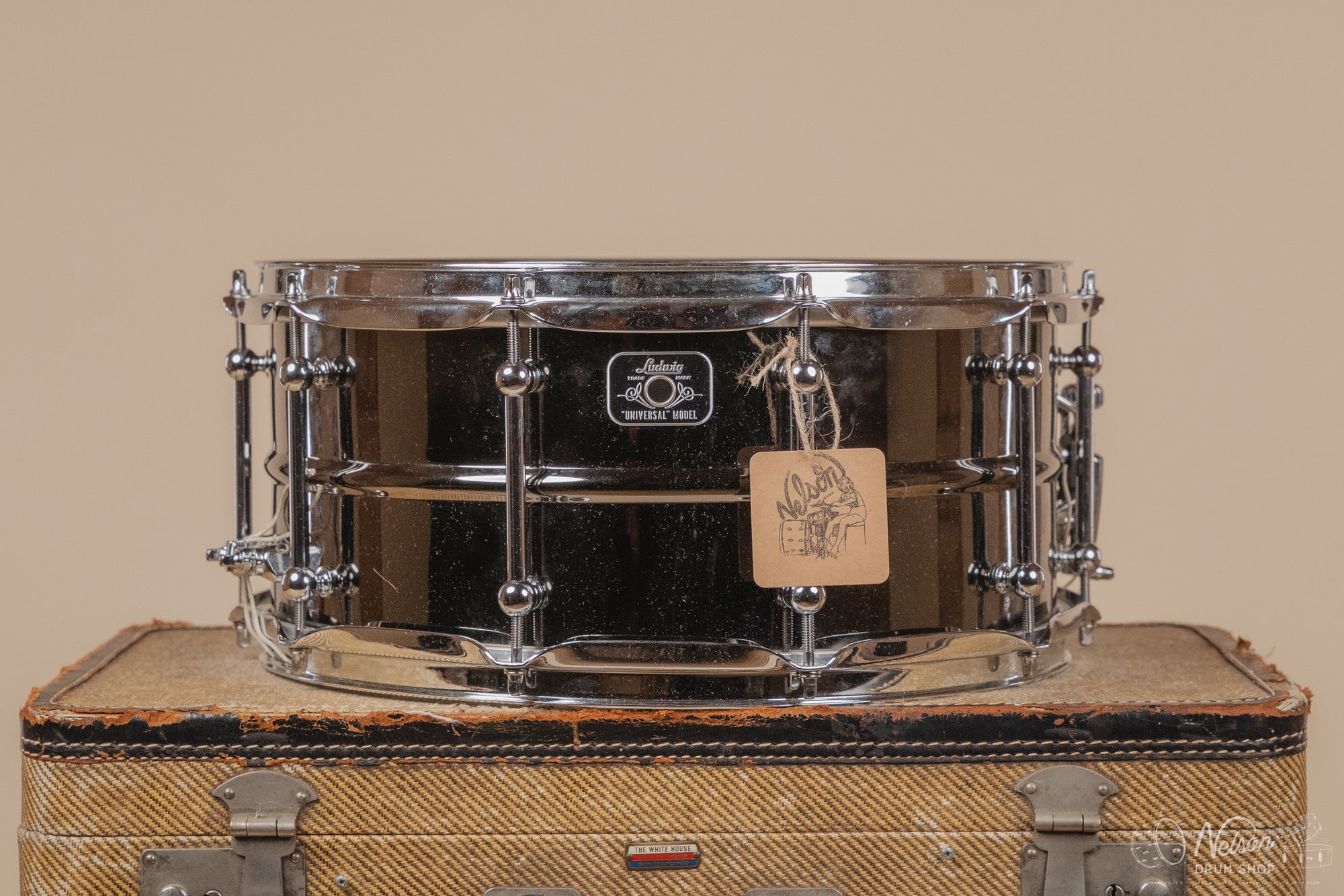 Used Ludwig Universal Black Brass - 6.5x14