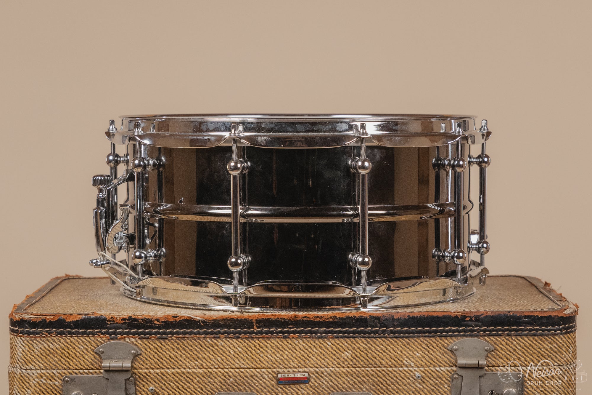 Used Ludwig Universal Black Brass - 6.5x14