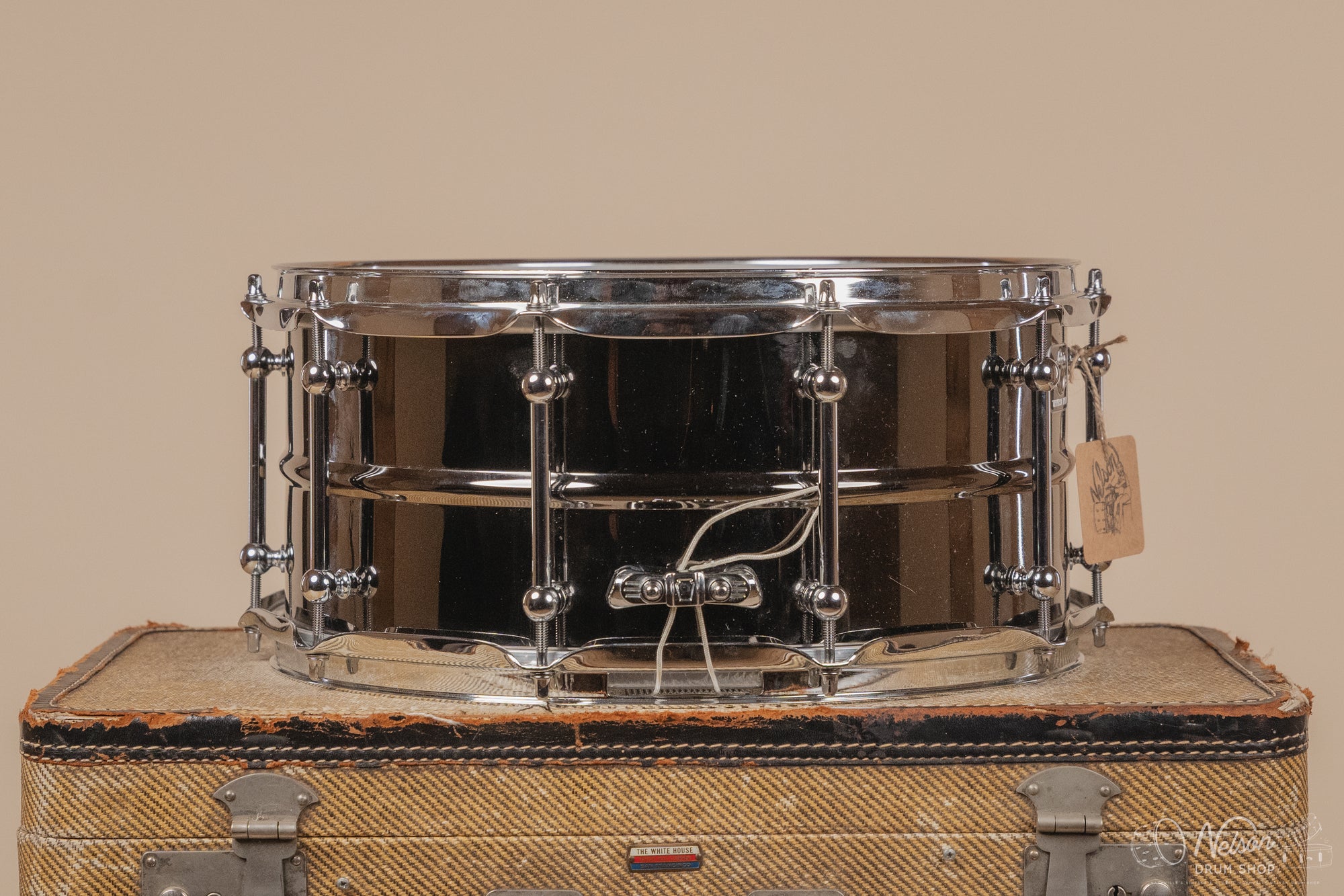 Used Ludwig Universal Black Brass - 6.5x14