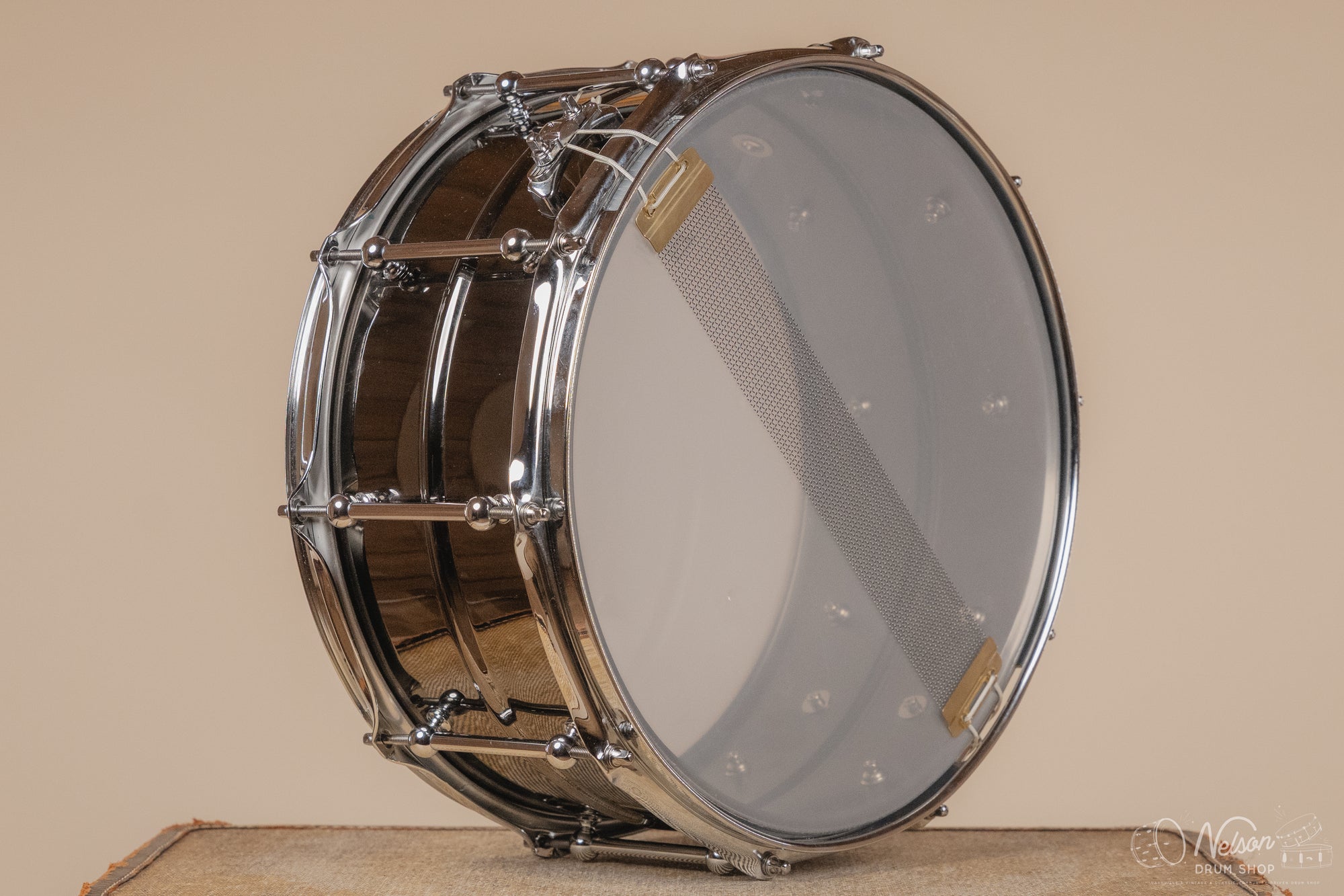 Used Ludwig Universal Black Brass - 6.5x14