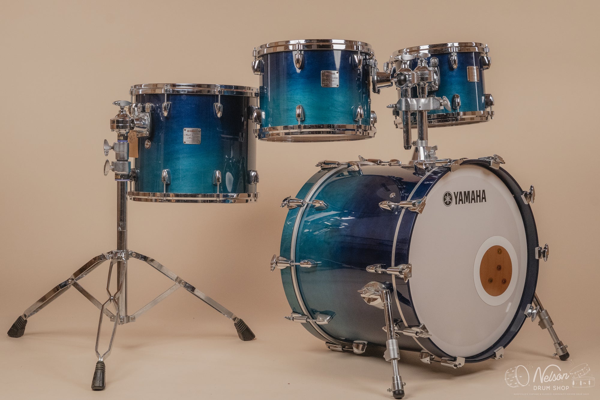 Used Yamaha Maple Custom Absolute Kit in Sea Blue Fade - 16x20, 8x10, 9x12, 12x14