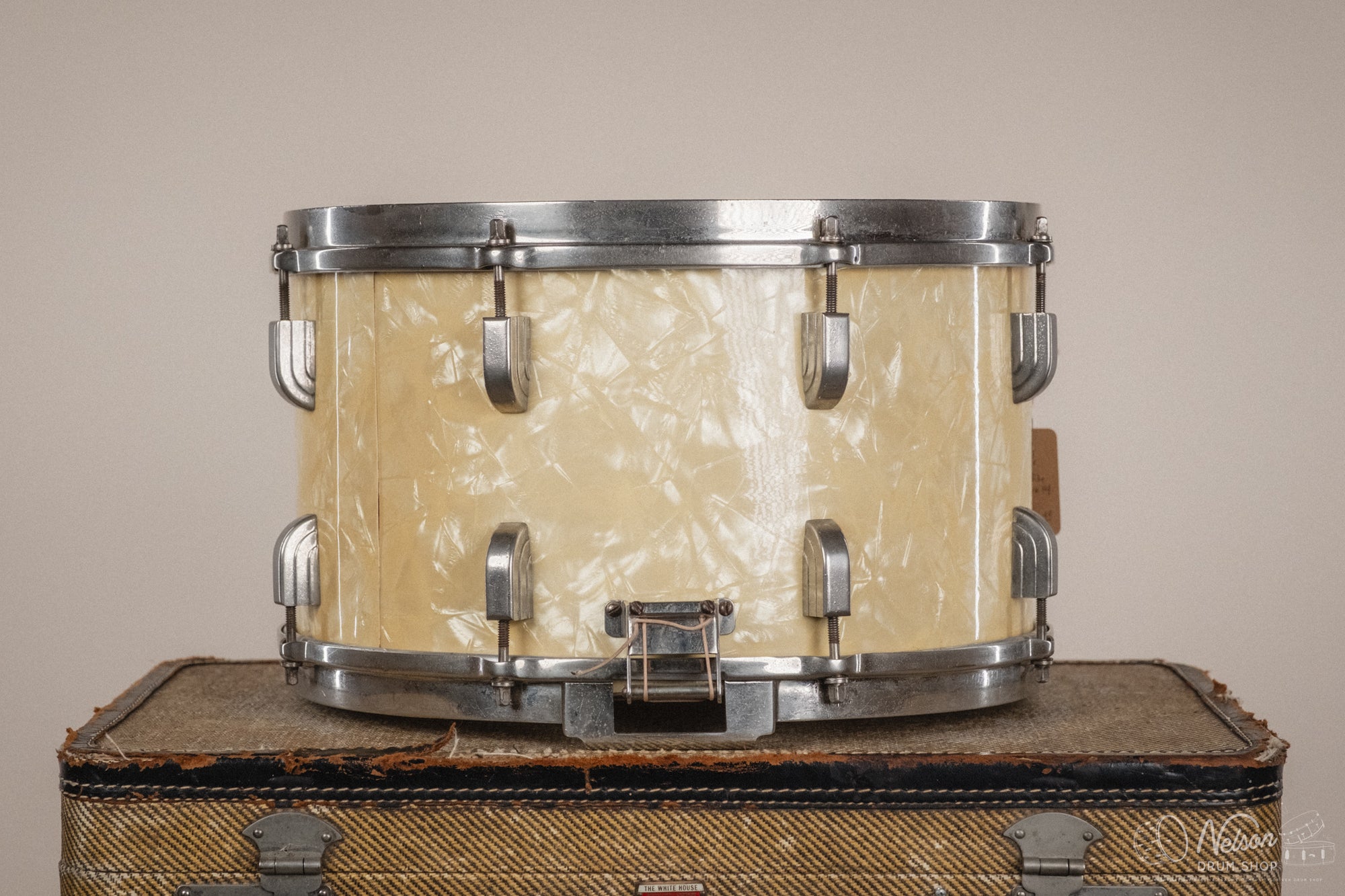 Feb 1946 Leedy 'Broadway' in White Marine Pearl - 8x14