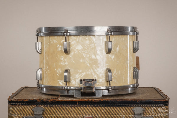 Feb 1946 Leedy 'Broadway' in White Marine Pearl - 8x14