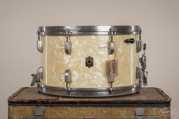 Feb 1946 Leedy 'Broadway' in White Marine Pearl - 8x14