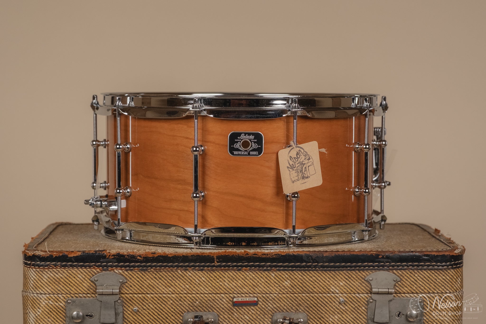 Ludwig 'Universal Wood' Cherry - 6.5x14 – Nelson Drum Shop