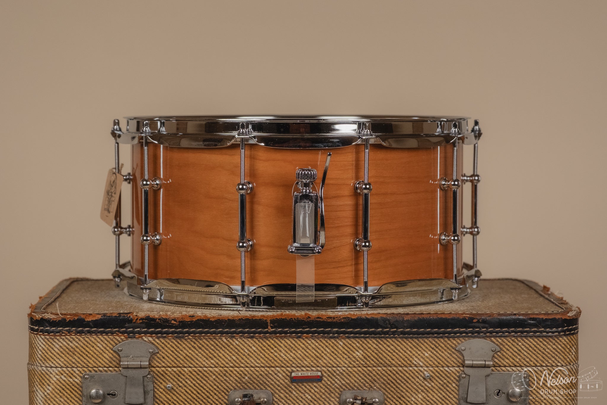 Ludwig 'Universal Wood' Cherry - 6.5x14 – Nelson Drum Shop