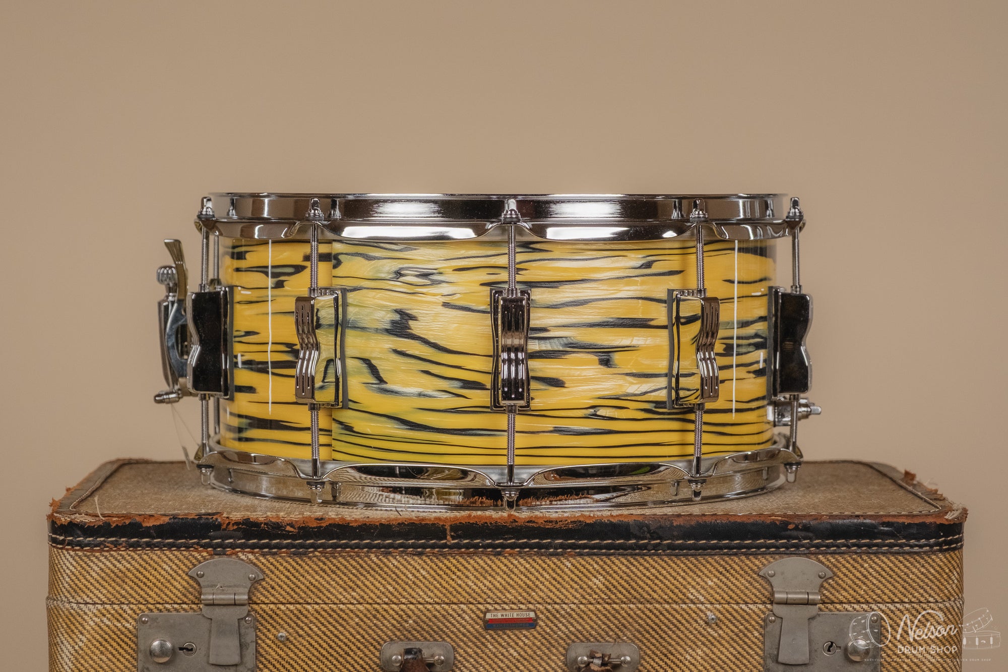 Ludwig Classic Maple in Lemon Oyster - 6.5x14