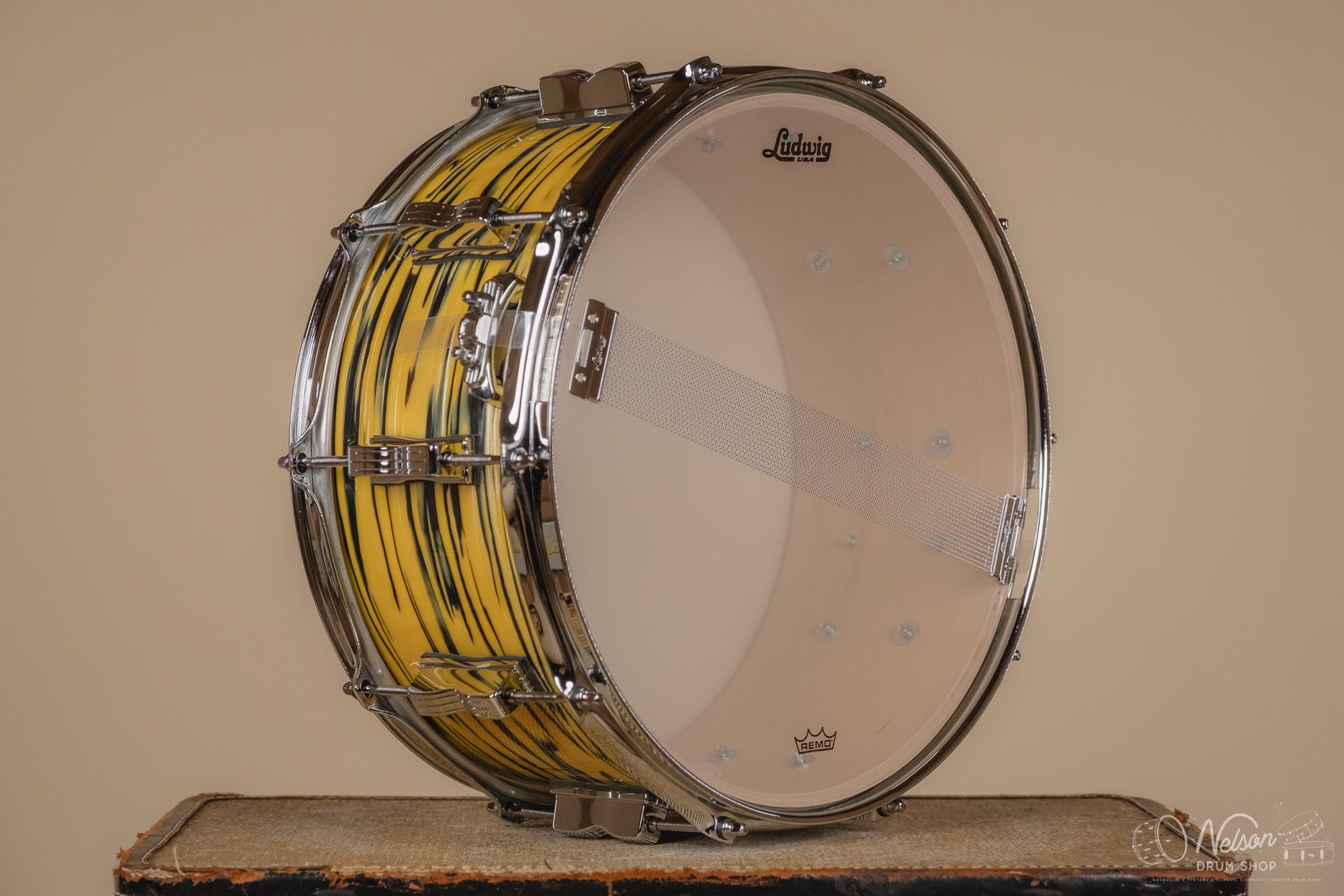 Ludwig Classic Maple in Lemon Oyster - 6.5x14