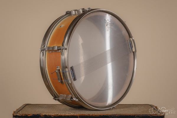 1959-60 Ludwig Transition Badge LM491 'Pioneer' in Faded White Marine Pearl - 5.5x14