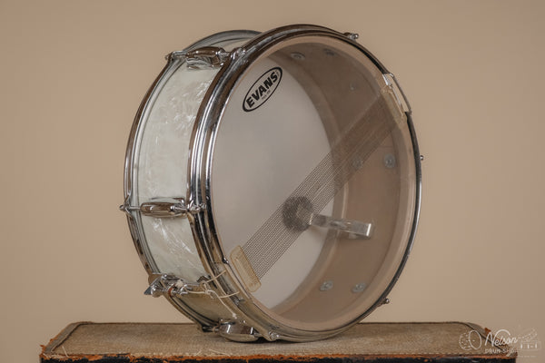 1960s Slingerland 'Deluxe Student' in White Marine Pearl - 5.5x14